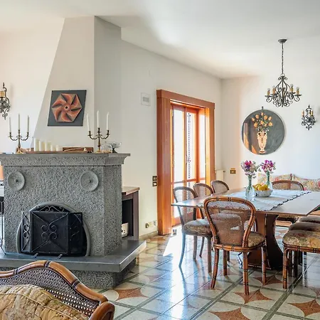 Villa Aurora